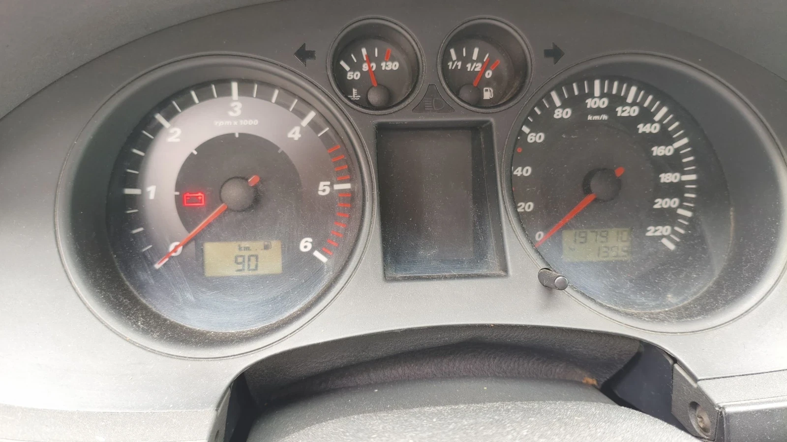 Seat Ibiza, снимка 5 - Автомобили и джипове - 54645532