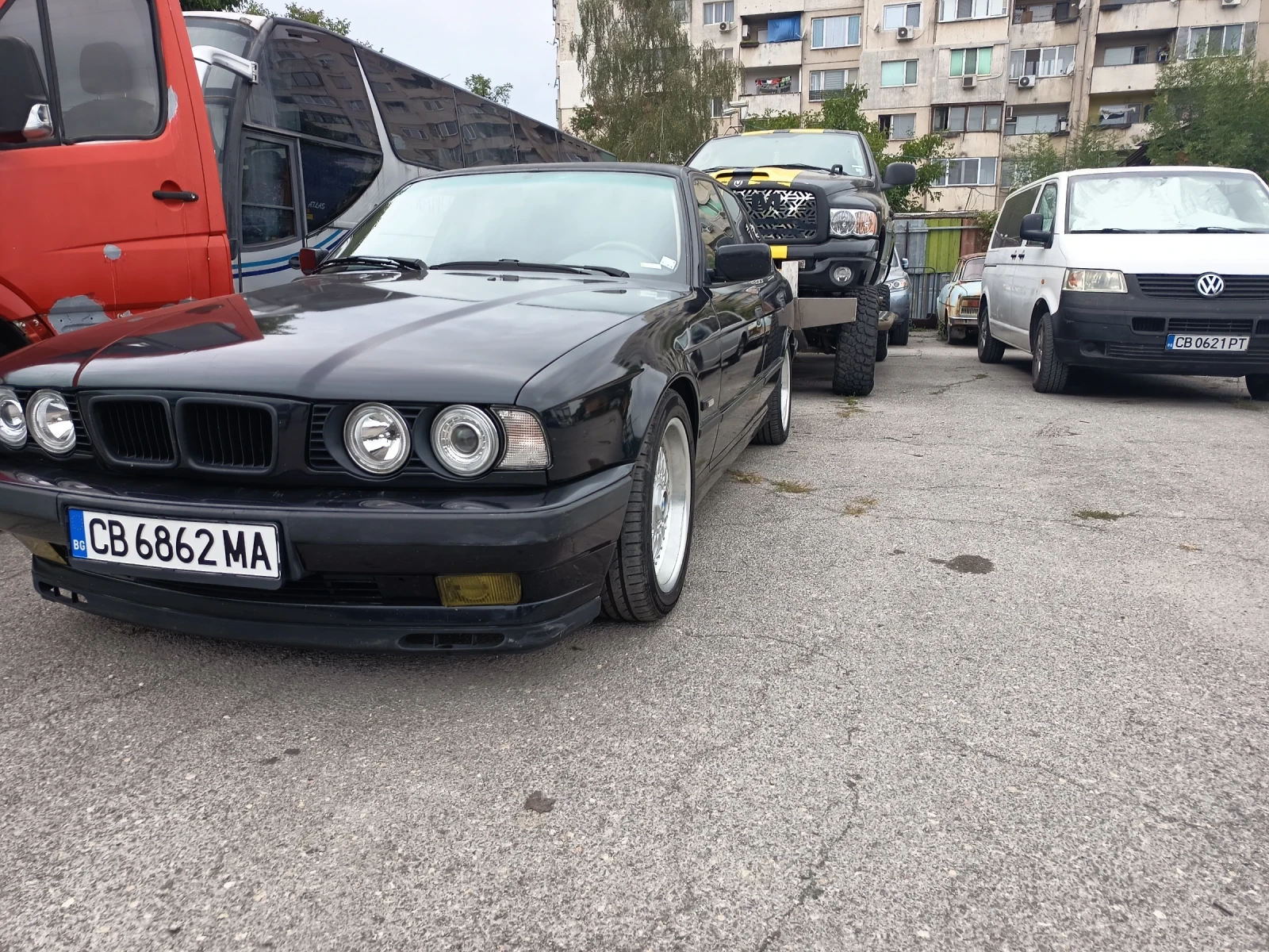 BMW 525