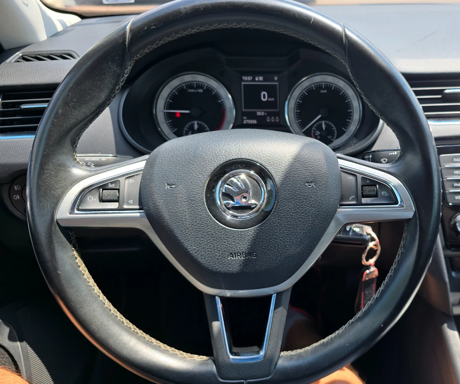 Skoda Octavia  Edition 2.0 TDI 150 к.с., автоматик, комби, снимка 8 - Автомобили и джипове - 55070311