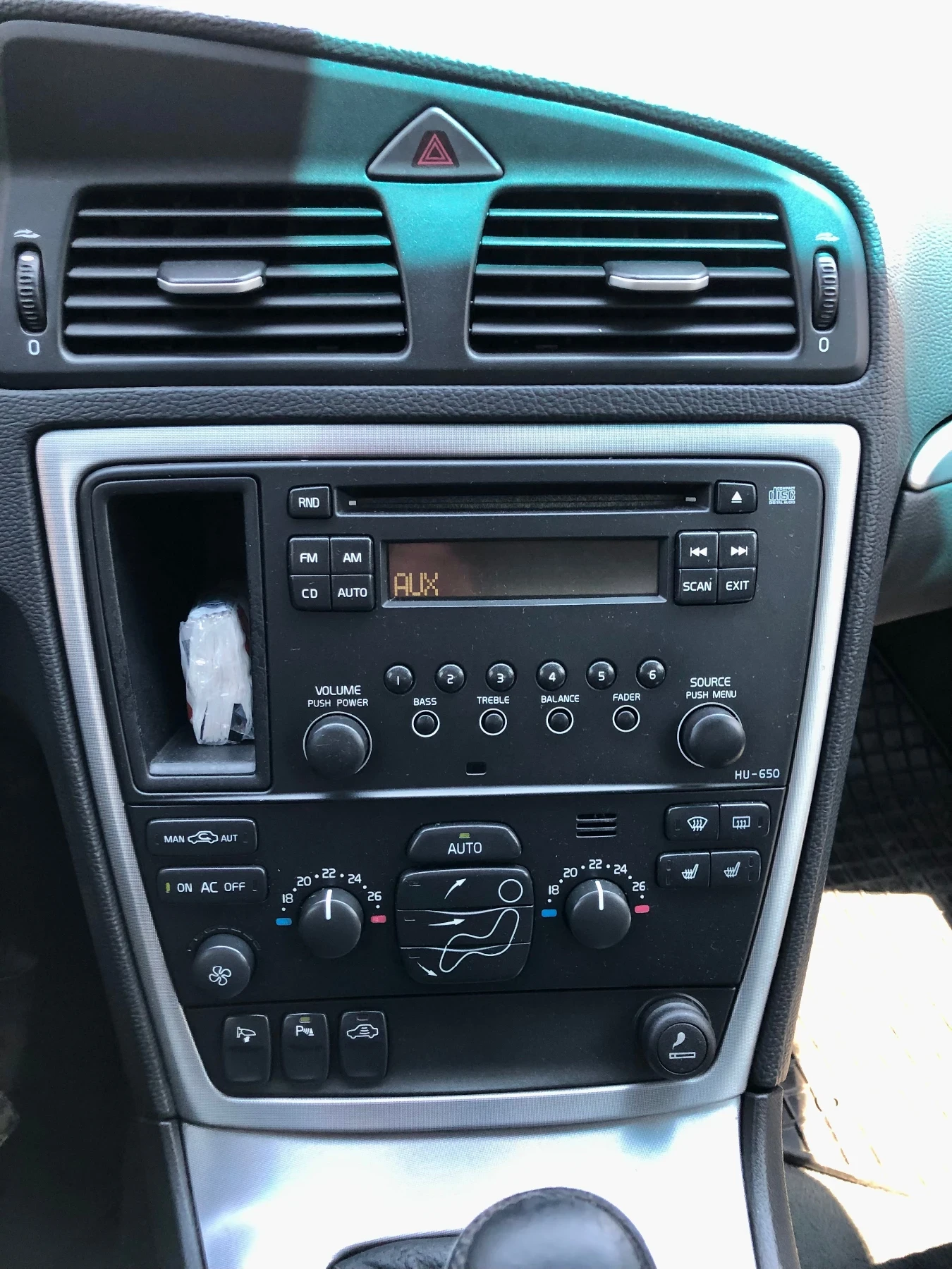 Volvo S60 2.4 D5, снимка 14 - Автомобили и джипове - 55248205