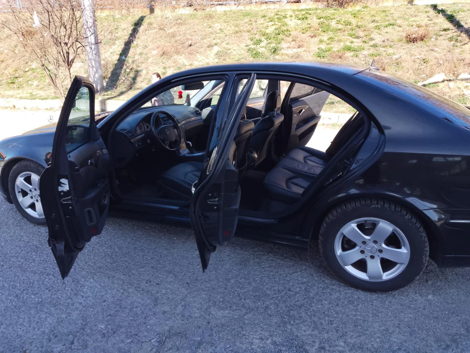 Mercedes-Benz E 320, снимка 10 - Автомобили и джипове - 55559253