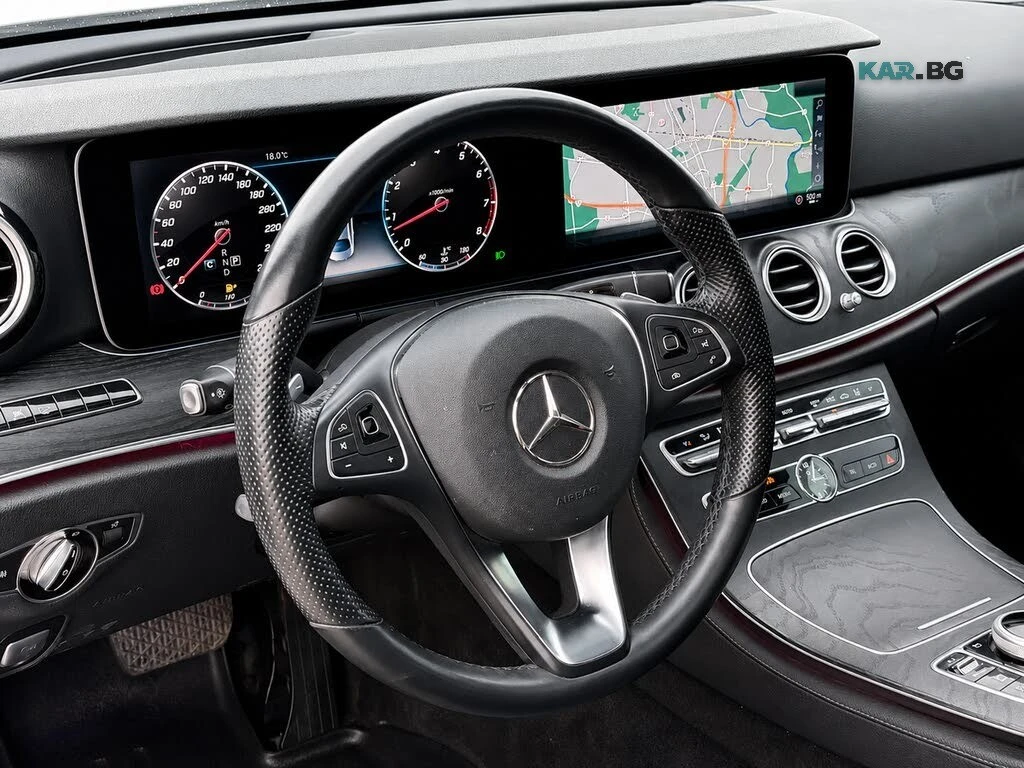 Mercedes-Benz E 400 Burmester* Head-up* 360* АвтоКредит * (ЦЕНА ДО БГ), снимка 6 - Автомобили и джипове - 56013239