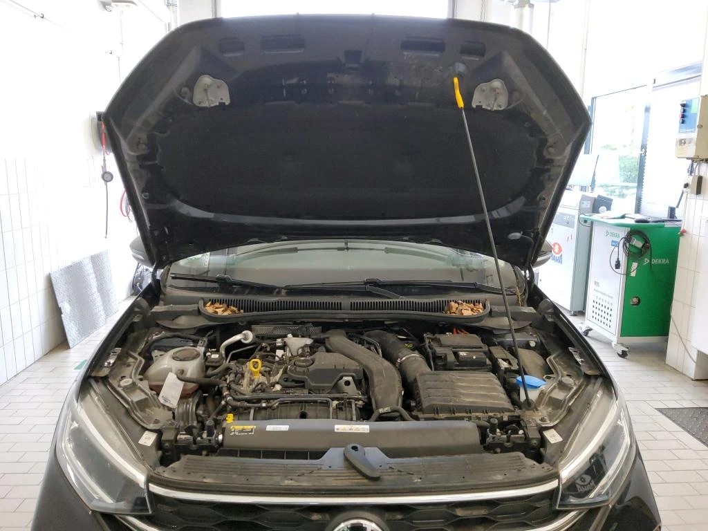 VW Taigo 1.5 TSI Style Автоматик , снимка 9 - Автомобили и джипове - 56068826
