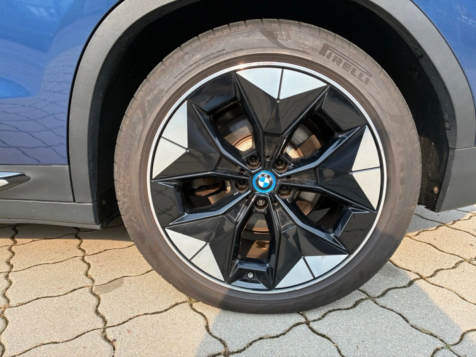 BMW iX3 Impressive, снимка 7 - Автомобили и джипове - 56221906