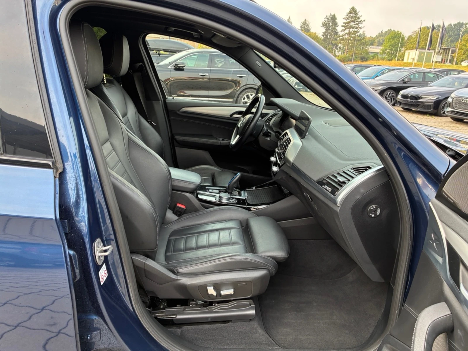 BMW iX3 Impressive, снимка 8 - Автомобили и джипове - 56221906