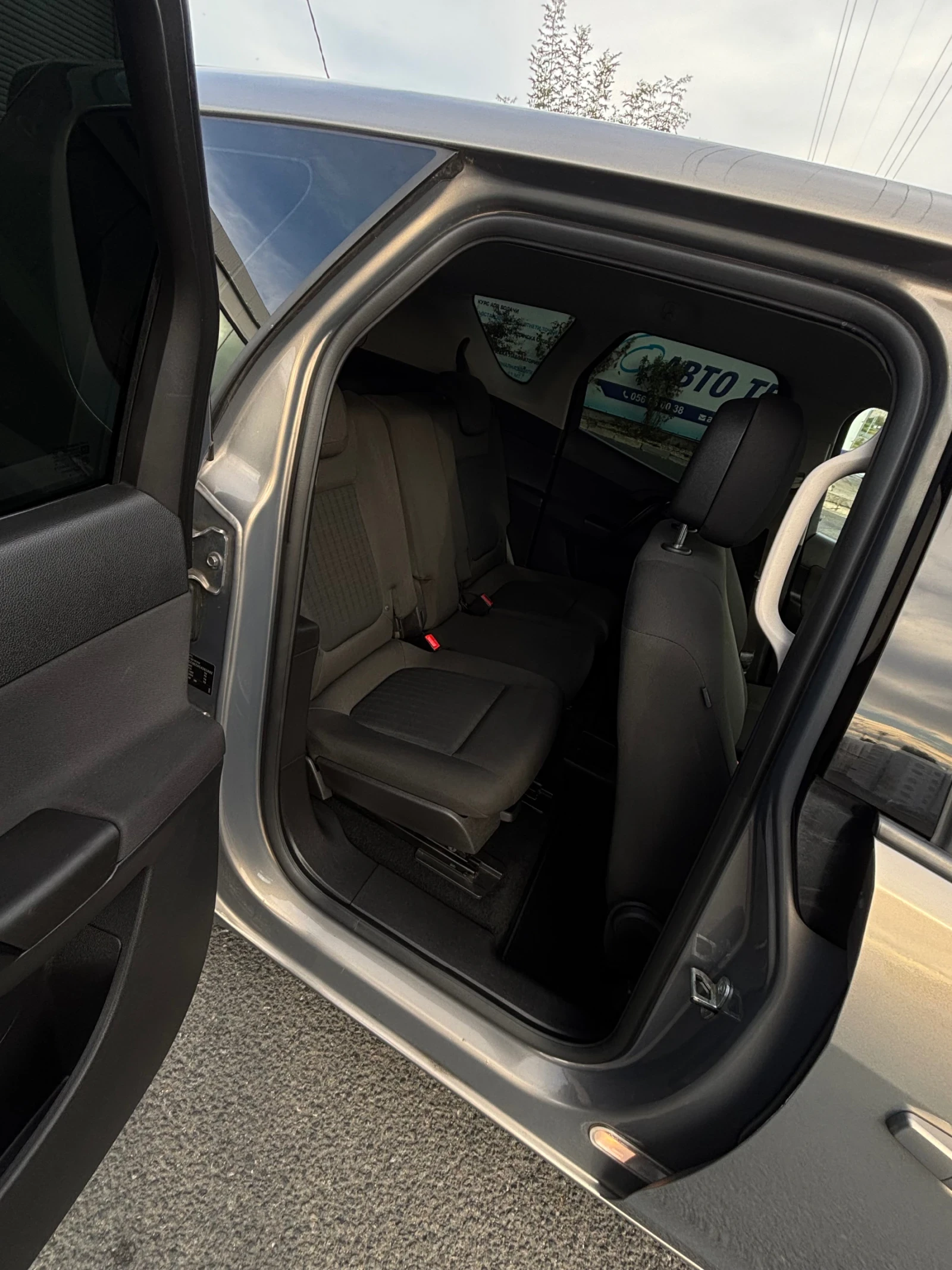 Opel Meriva 1.4 100кс., снимка 8 - Автомобили и джипове - 56260773