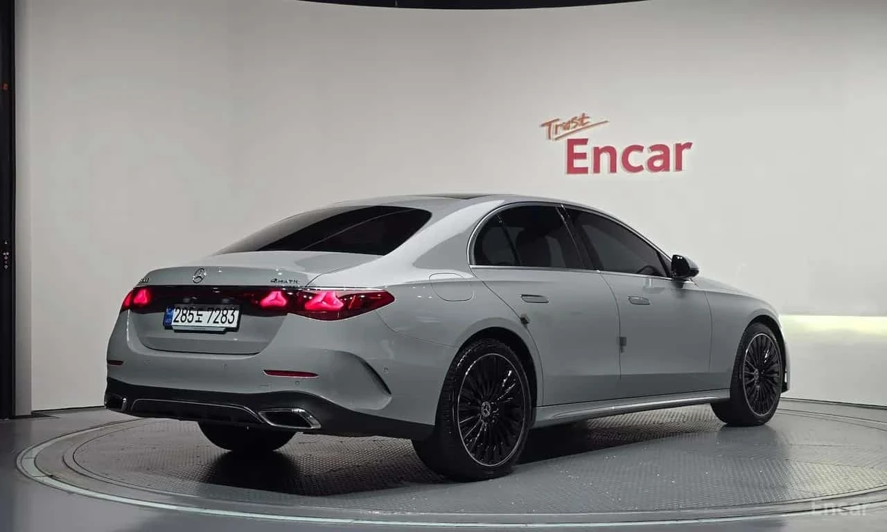 Mercedes-Benz E 300 E300 4MATIC AMG Line Premiere Special | Mobile.bg � ����������� 2