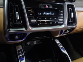 Kia Sorento Diesel 2.2 4WD| DIST| КАМЕРА| МЪРТВА ТОЧКА| ОБДУХ, снимка 17