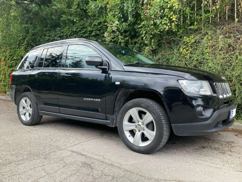 Jeep Compass, снимка 1 - Автомобили и джипове - 47270709