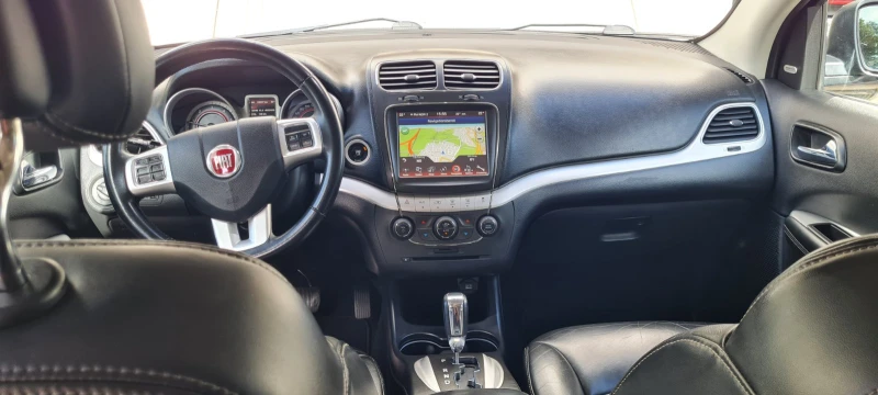 Fiat Freemont, снимка 2 - Автомобили и джипове - 51878099