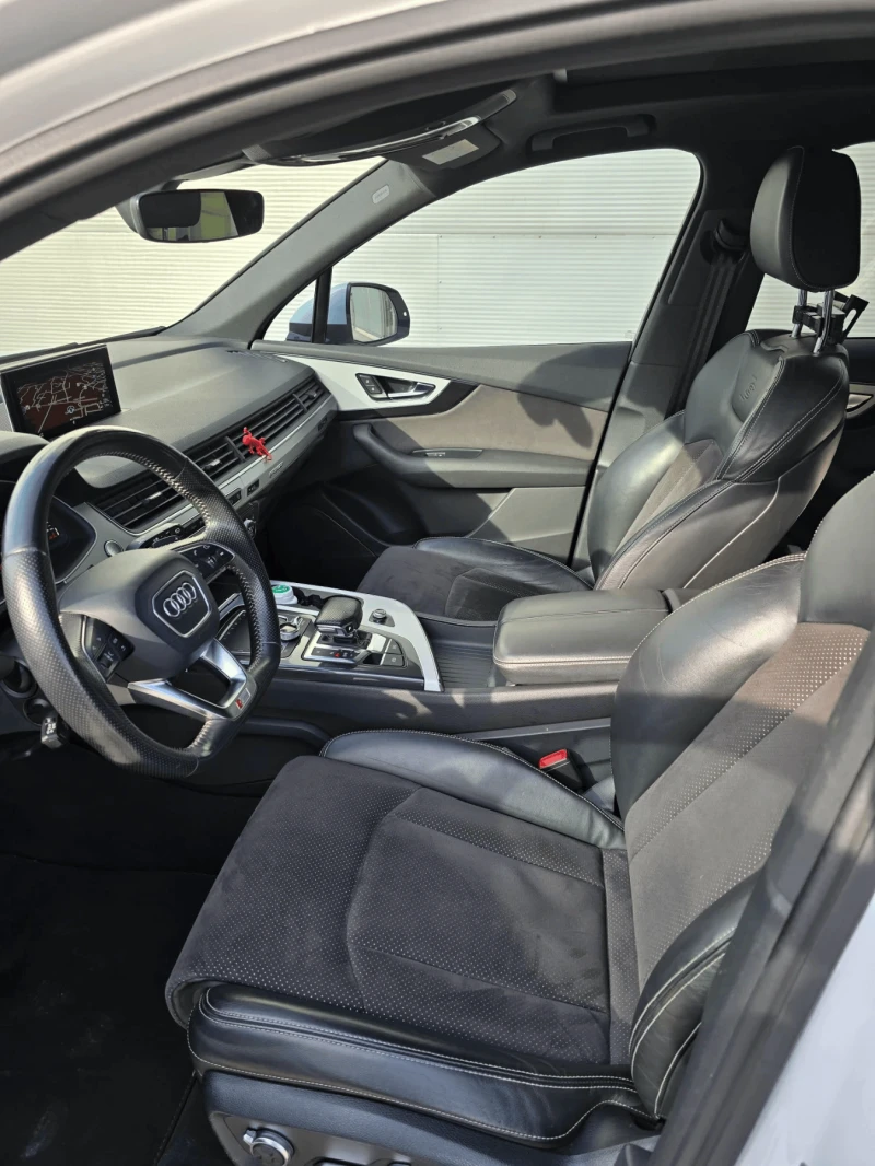 Audi Q7 3.0D S-Line Matrix, снимка 3 - Автомобили и джипове - 52530542