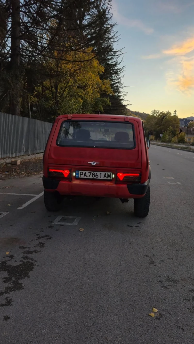 Lada Niva, снимка 8 - Автомобили и джипове - 52552506
