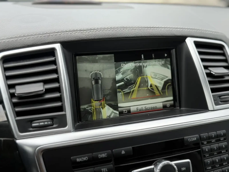 Mercedes-Benz GL 350 BLUETE* PREMIUM* HARMAN KARDON* 7 SEATER* , снимка 6 - Автомобили и джипове - 52830783