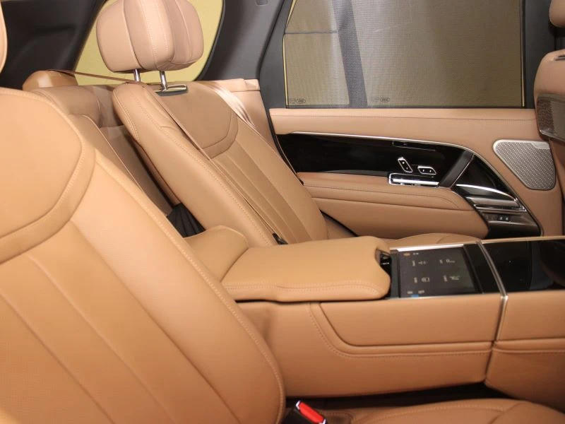 Land Rover Range rover P550e Autobiography - изображение 8