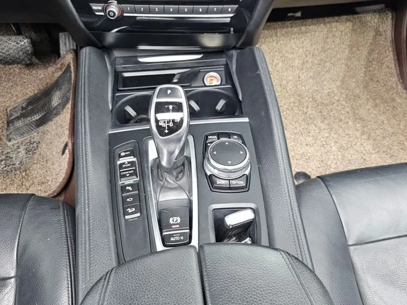 BMW X6 3.0D, снимка 9 - Автомобили и джипове - 55387201