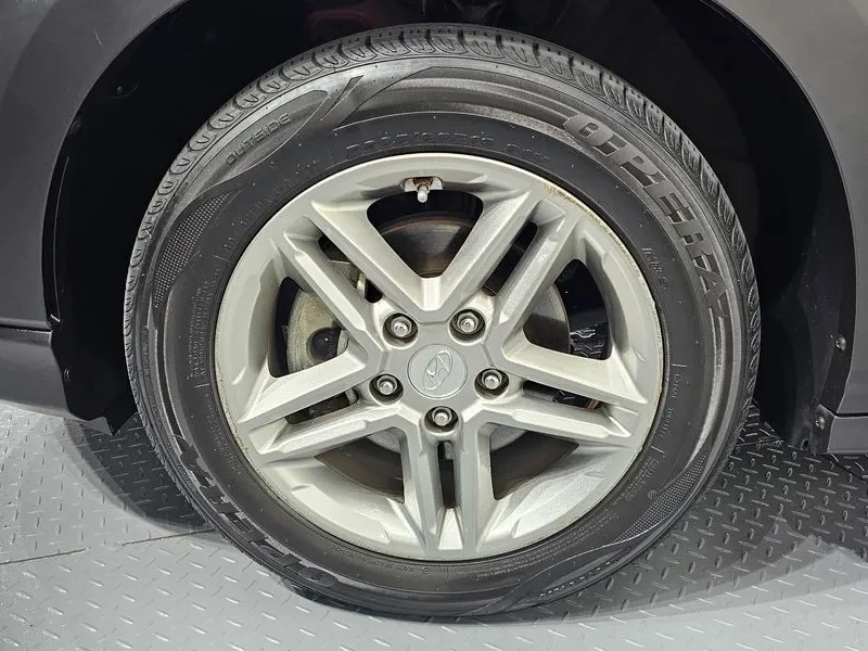 Hyundai Kona 1.6D - САМО 30% АВАНС, снимка 5 - Автомобили и джипове - 56028496