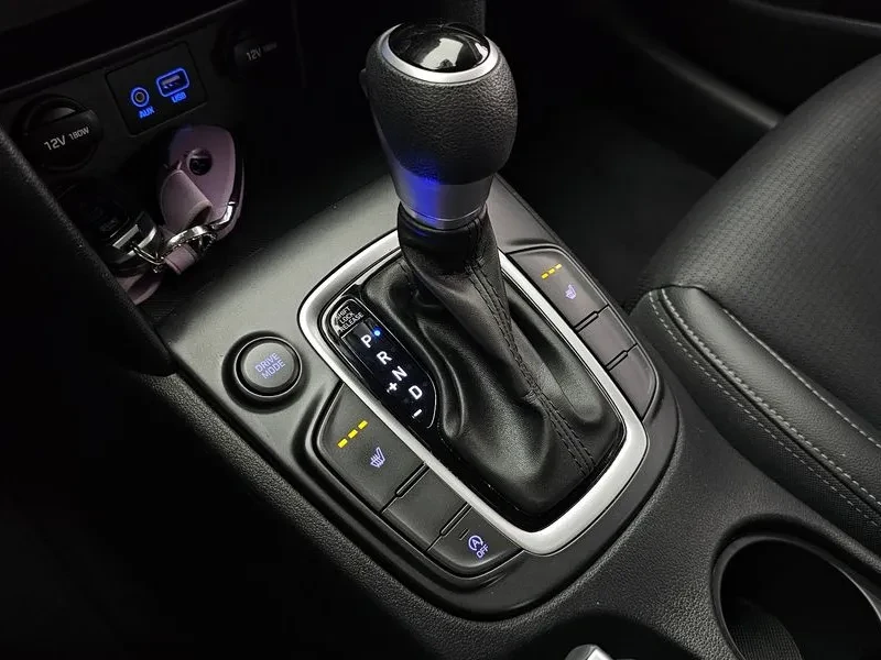 Hyundai Kona 1.6D - САМО 30% АВАНС, снимка 9 - Автомобили и джипове - 56028496