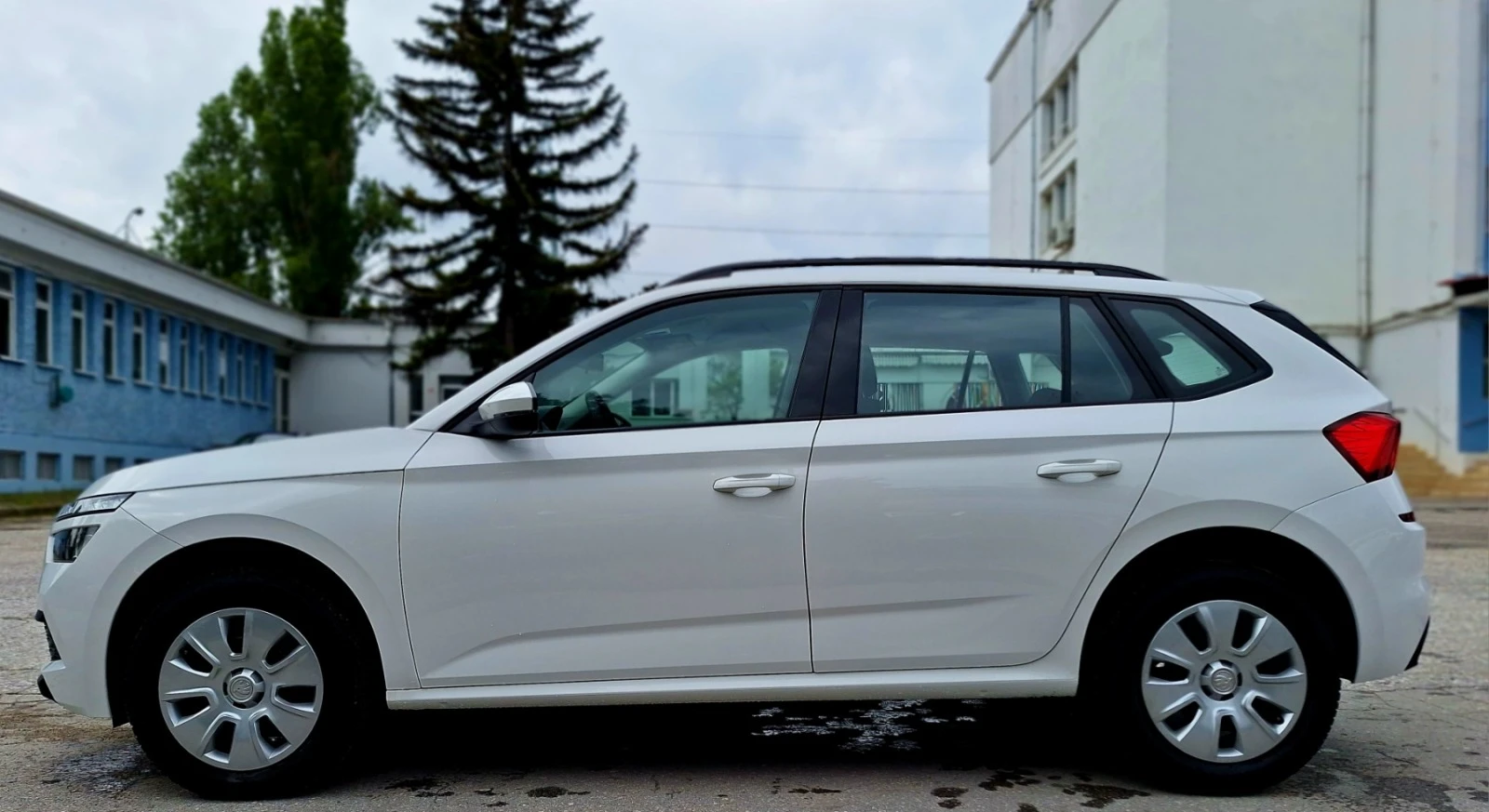Skoda Kamiq Нова-налична 12хил.км. Гаранционна! - изображение 5