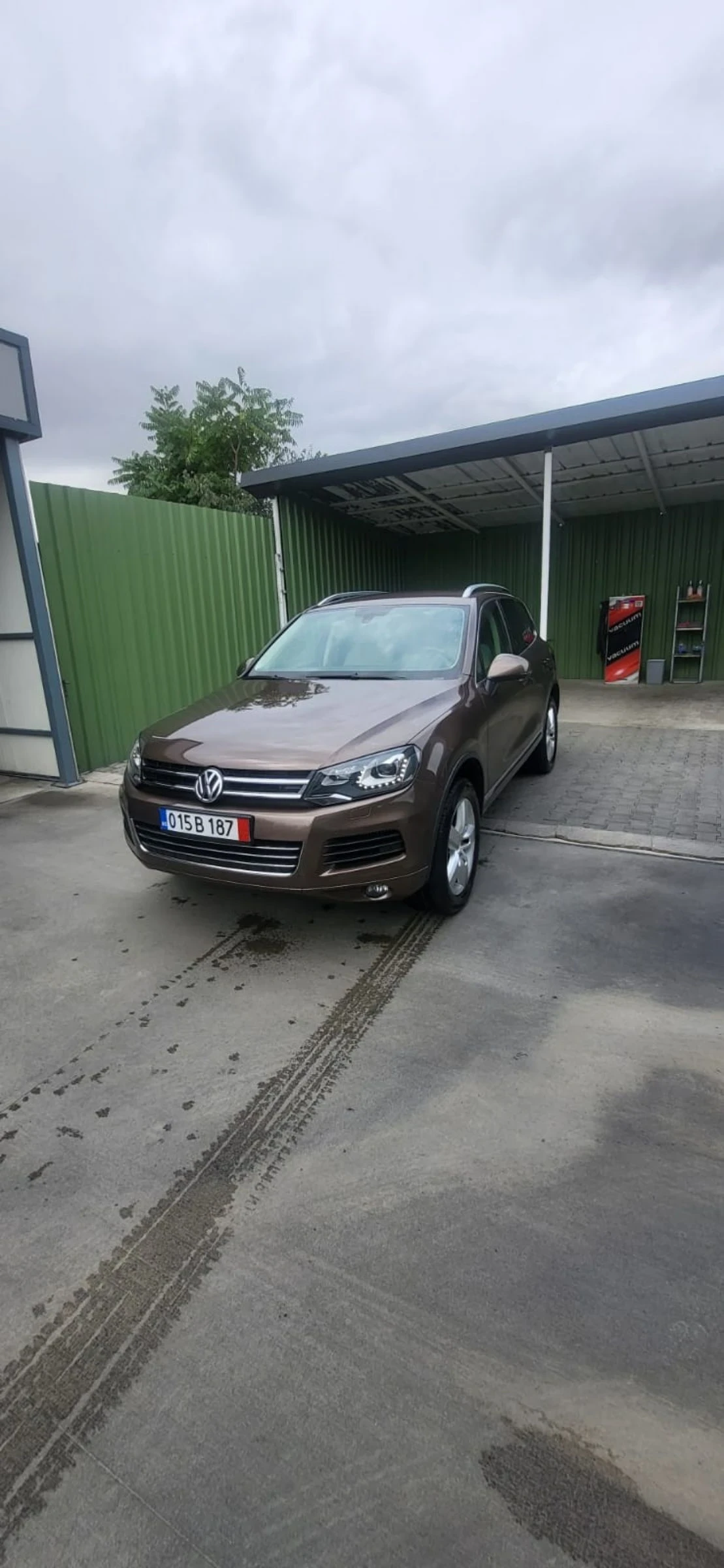 VW Touareg 3.0TDI 240P.S.2011 - изображение 2