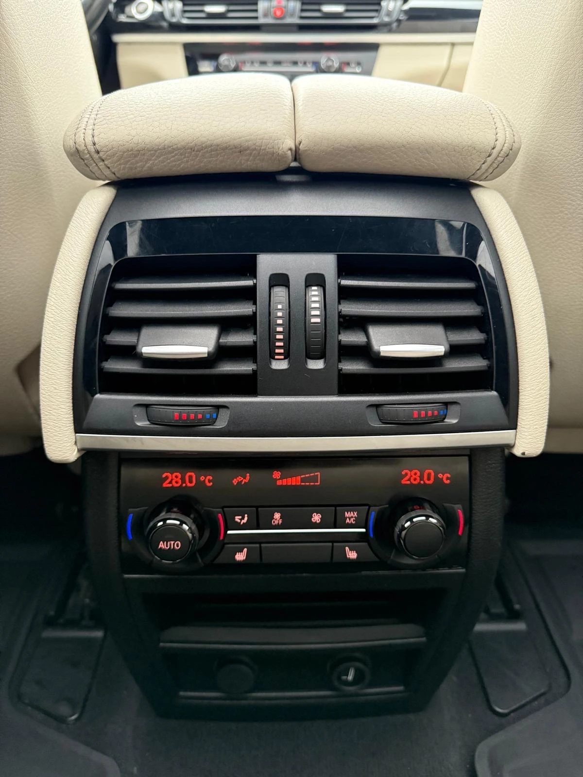 BMW X5 XDRIVE35D * CARFAX *    | Mobile.bg   16