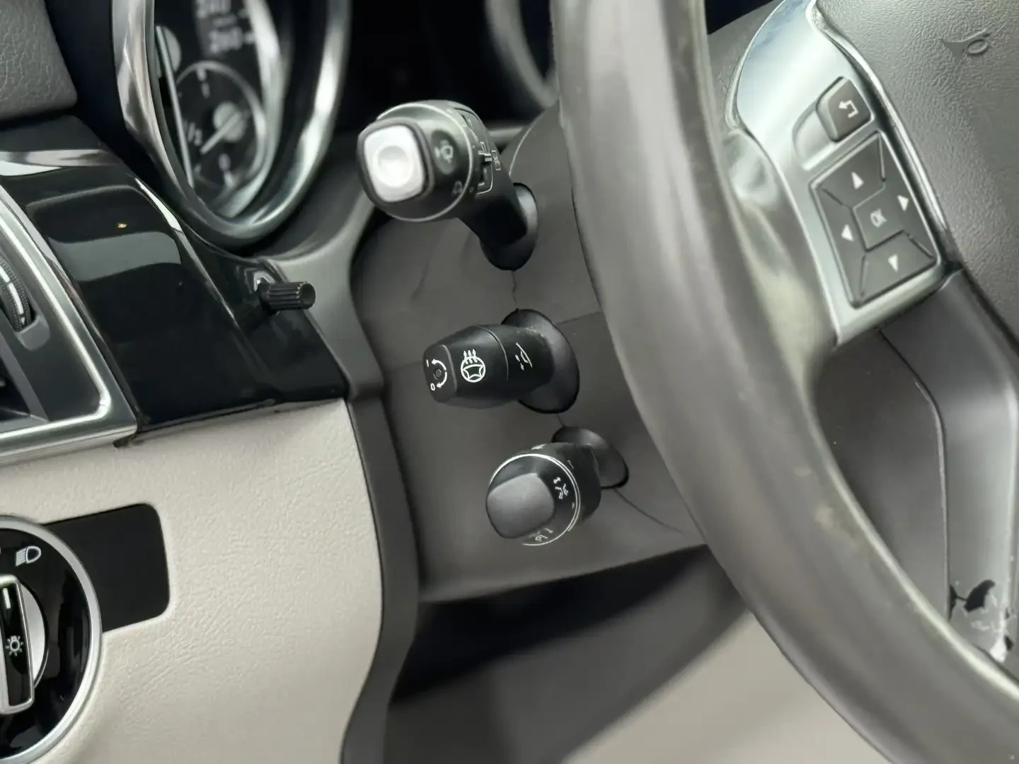 Mercedes-Benz GL 350 BLUETE* PREMIUM* HARMAN KARDON* 7 SEATER*  | Mobile.bg � ����������� 5