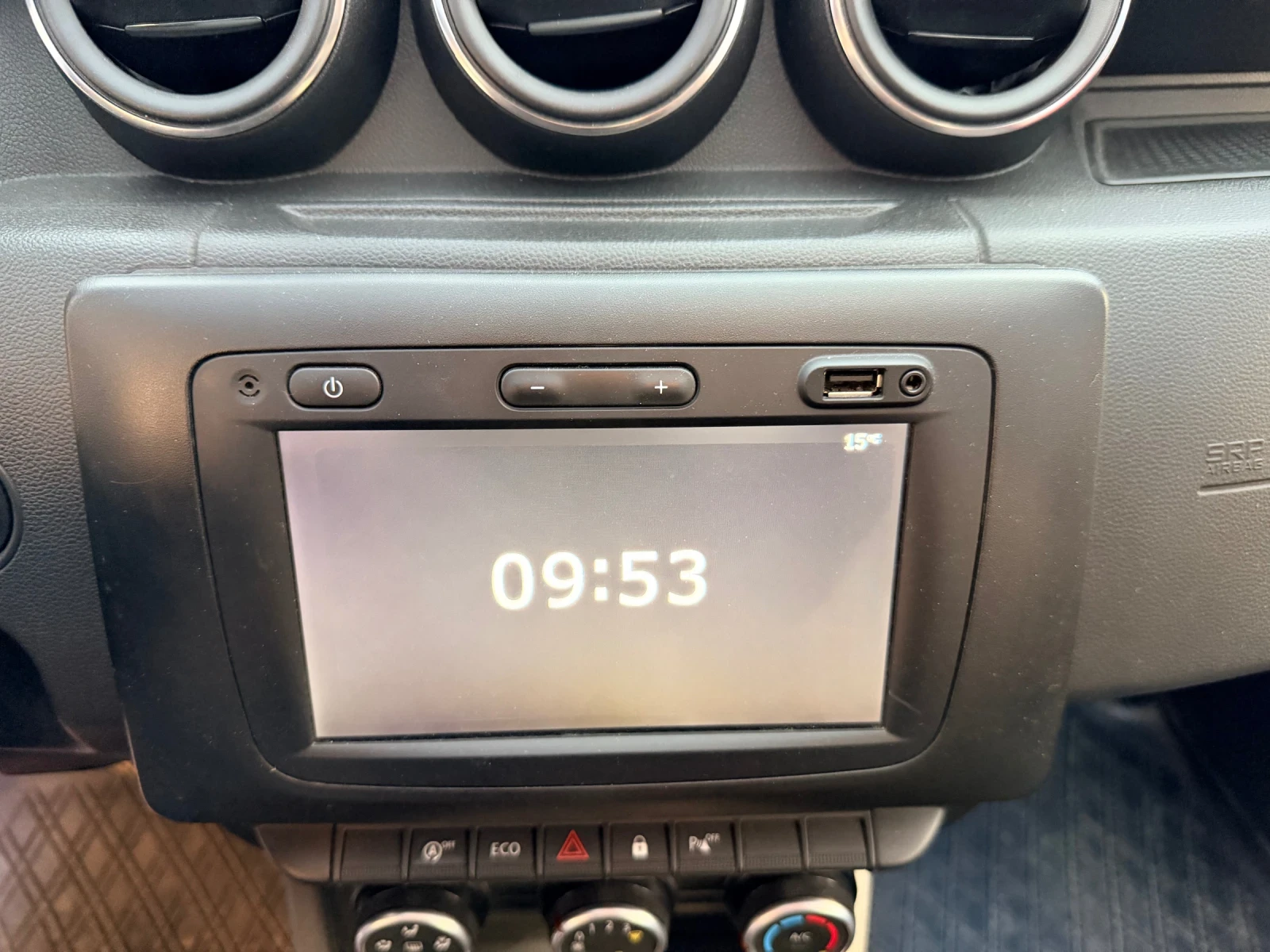 Dacia Duster Petrol/LPG, снимка 9 - Автомобили и джипове - 53583365