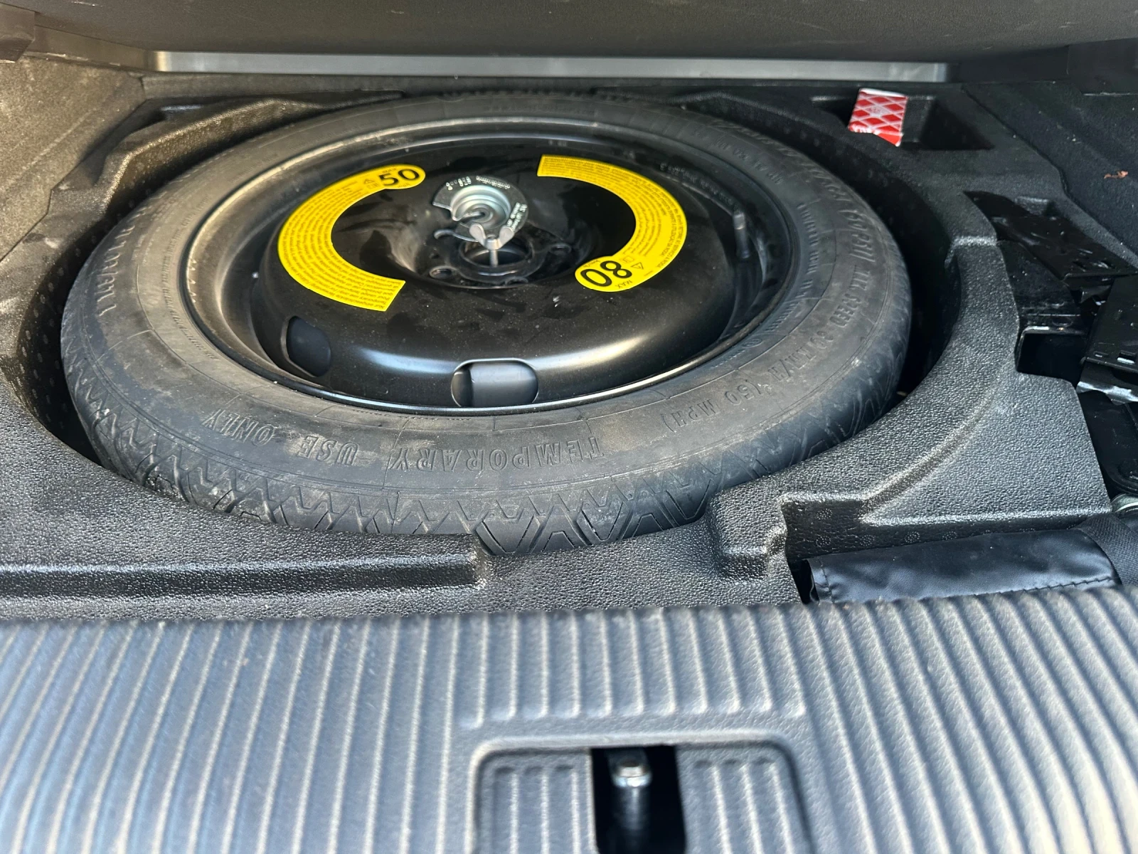 Audi Q3 2.0T Quattro , снимка 17 - Автомобили и джипове - 53893903