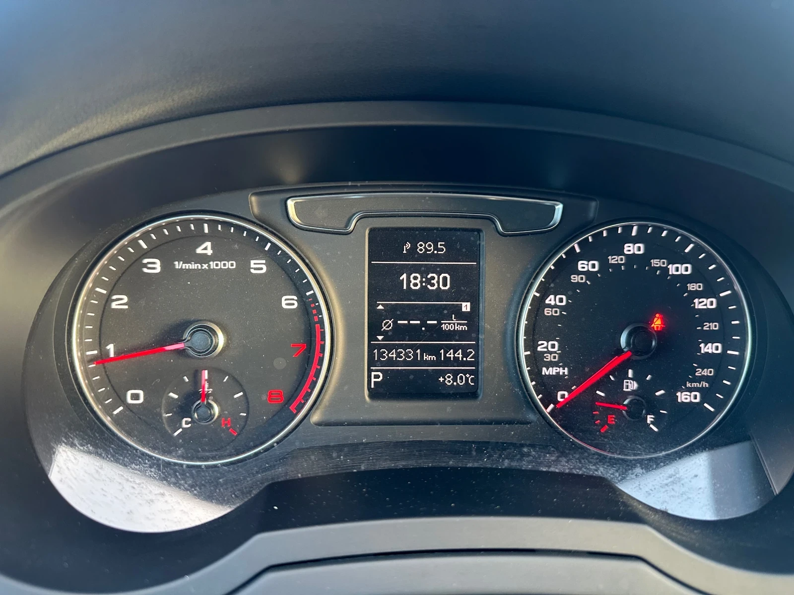 Audi Q3 2.0T Quattro , снимка 13 - Автомобили и джипове - 53893903