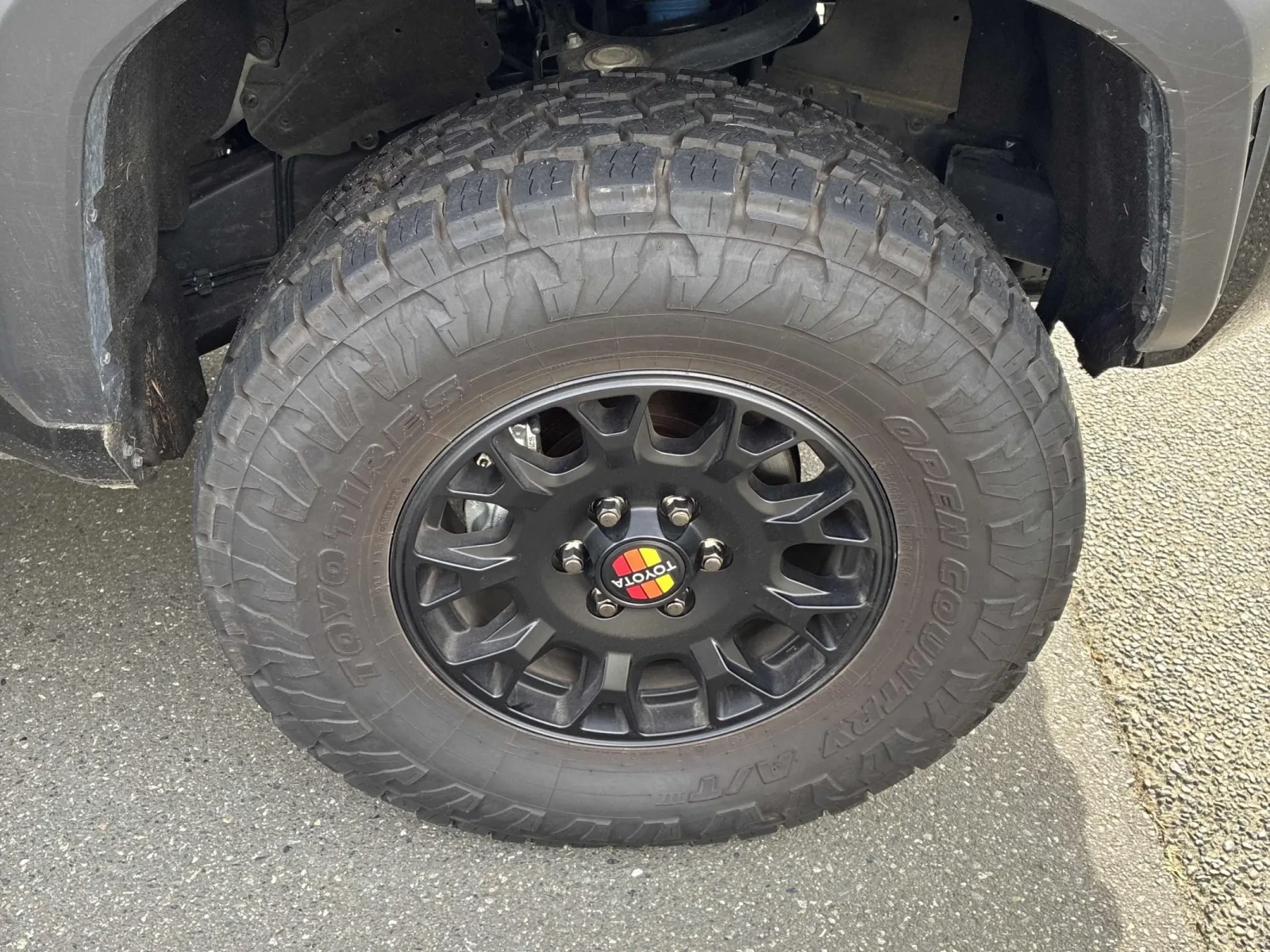 Toyota Tacoma 4WD TRD Sport Hybrid Double Cab 5' Bed AT, снимка 16 - Автомобили и джипове - 54179481