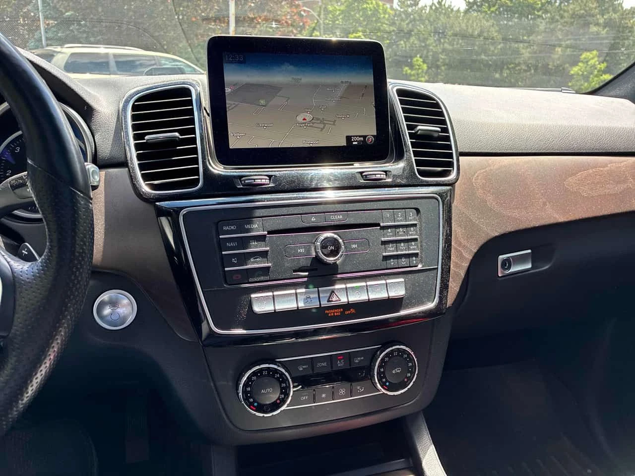Mercedes-Benz GLE 350d  CARFAX, снимка 9 - Автомобили и джипове - 54978611