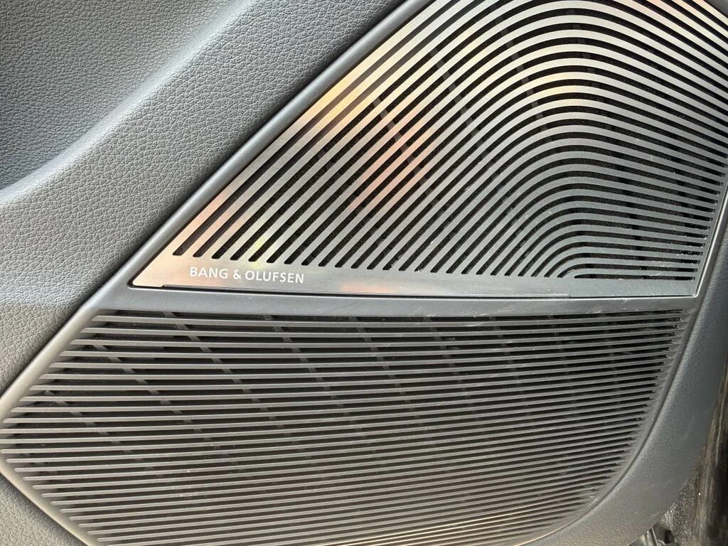 Audi Q7 TECHNIK* MATRIX* DIS* B&O* ОБДУХ* PANO* КРАЙНА ЦЕН, снимка 15 - Автомобили и джипове - 55221090