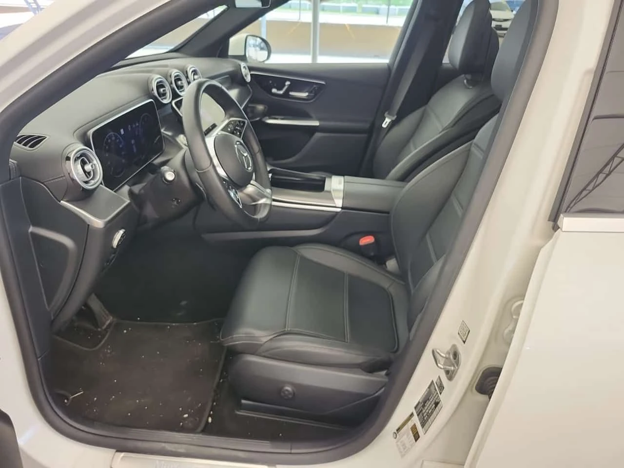Mercedes-Benz GLC 300  * CARFAX * БЕЗ ПЪРВОНАЧАЛНА ВНОСКА, снимка 5 - Автомобили и джипове - 55402958