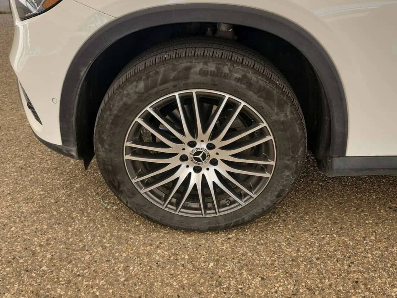 Mercedes-Benz GLC 300  * CARFAX * БЕЗ ПЪРВОНАЧАЛНА ВНОСКА, снимка 6 - Автомобили и джипове - 55402958