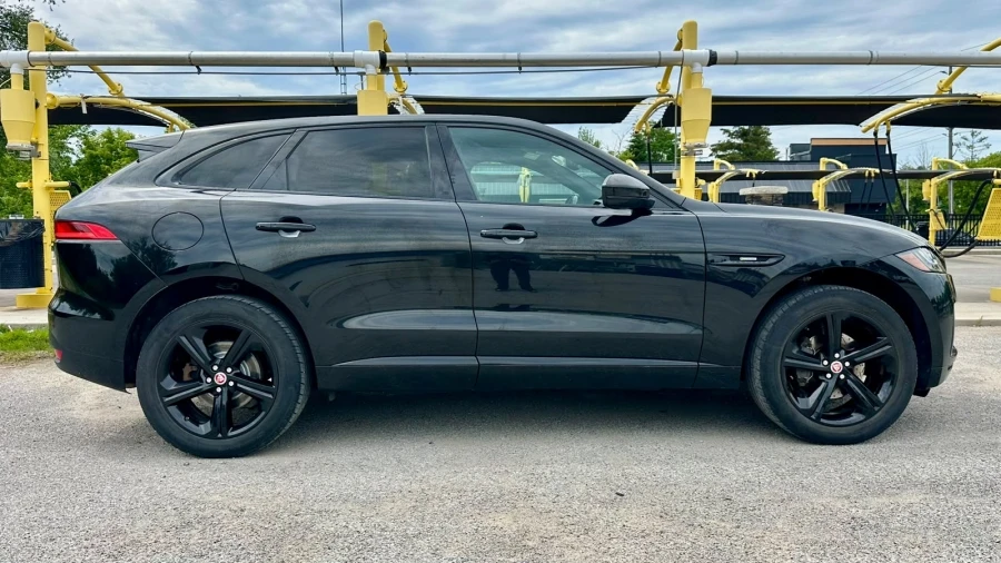 Jaguar F-PACE R-SPORT | P250 | PANO | DIGITAL | MERIDIAN, снимка 10 - Автомобили и джипове - 55444175