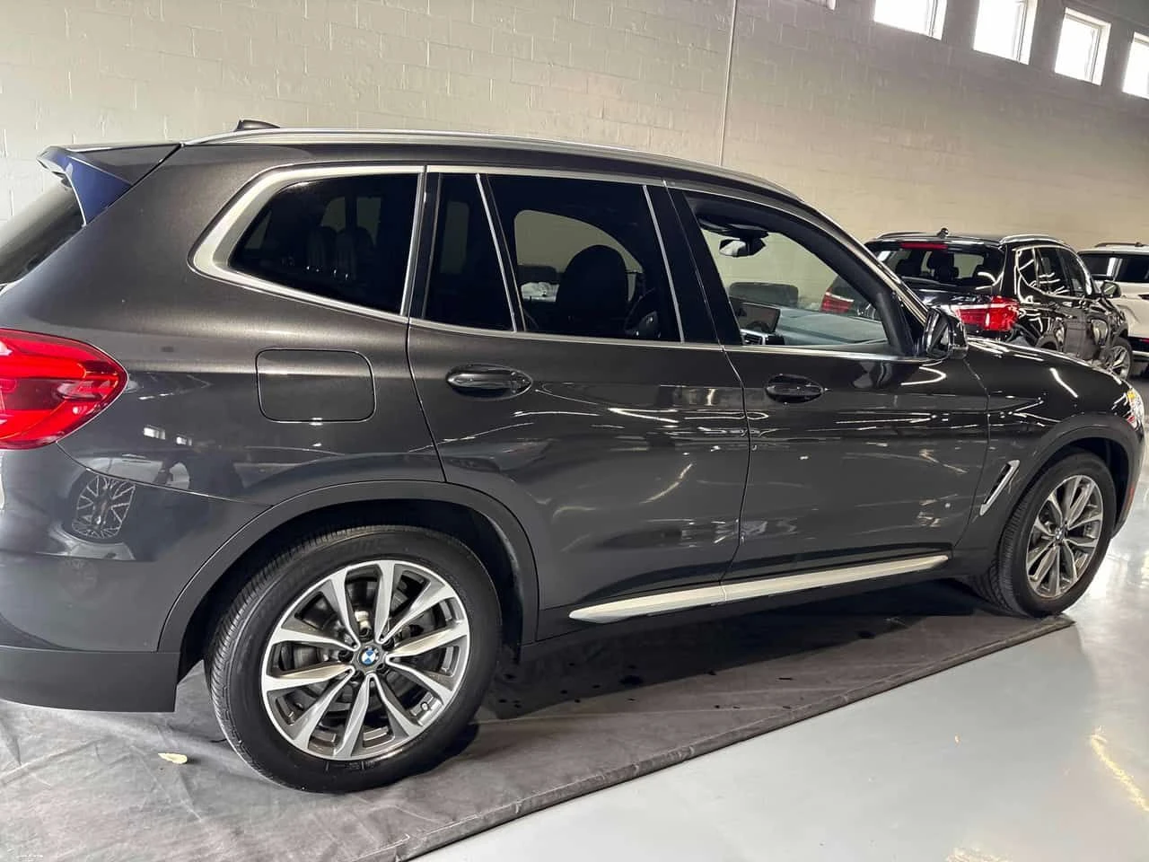 BMW X3 * xDrive30i * АВТОКРЕДИТ * ОТ ПРЕДСТАВИТЕЛСТВО, снимка 4 - Автомобили и джипове - 55458200