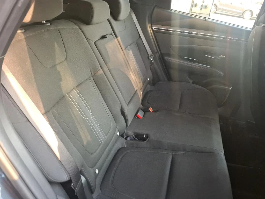 Hyundai Tucson 1.6T-GDI HEV 230hp  2023, история, снимка 10 - Автомобили и джипове - 55837500