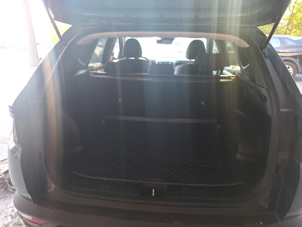 Hyundai Tucson 1.6T-GDI HEV 230hp  2023, история, снимка 12 - Автомобили и джипове - 55837500
