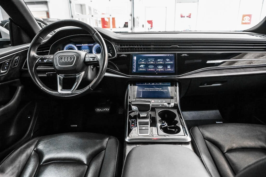 Audi Q8 3.0 55TFSI Quattro Progressiv, снимка 12 - Автомобили и джипове - 56734828