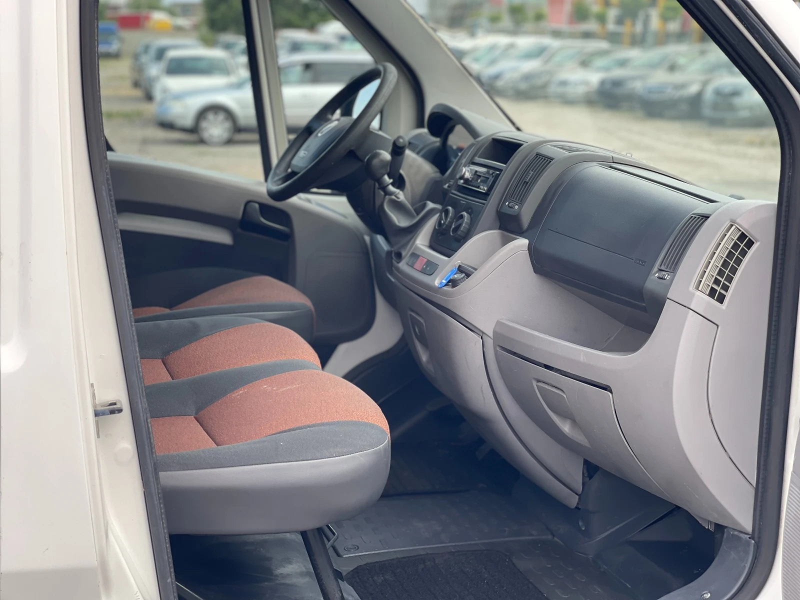Fiat Ducato 2.2JTD - изображение 8