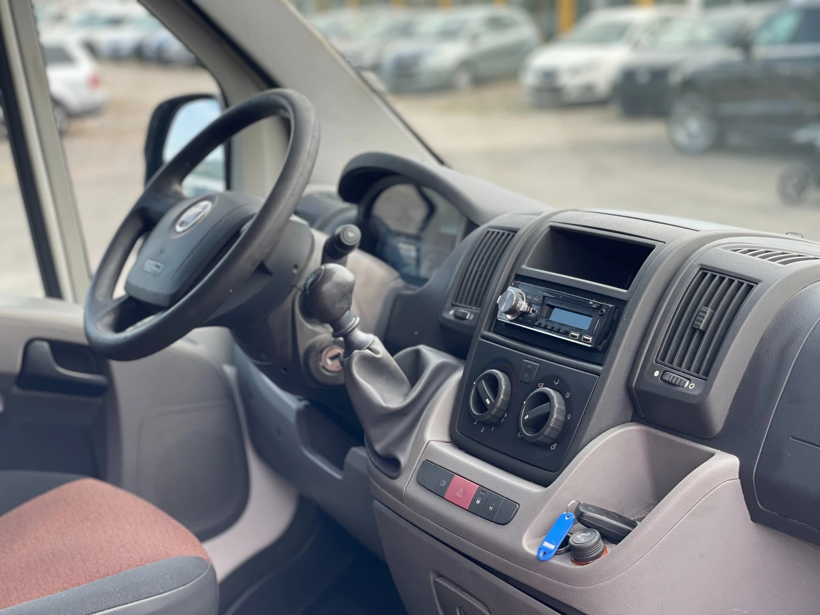 Fiat Ducato 2.2JTD - изображение 9