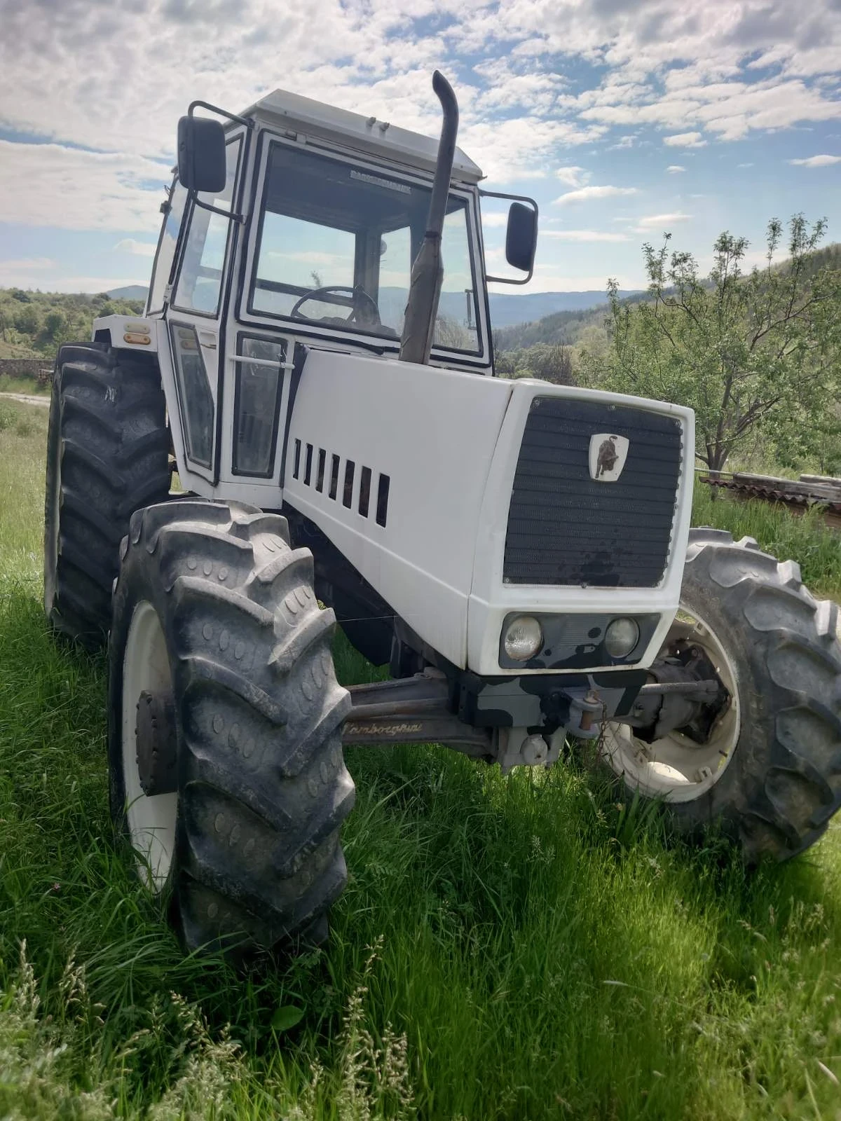 Трактор Lamborghini 1056DDT