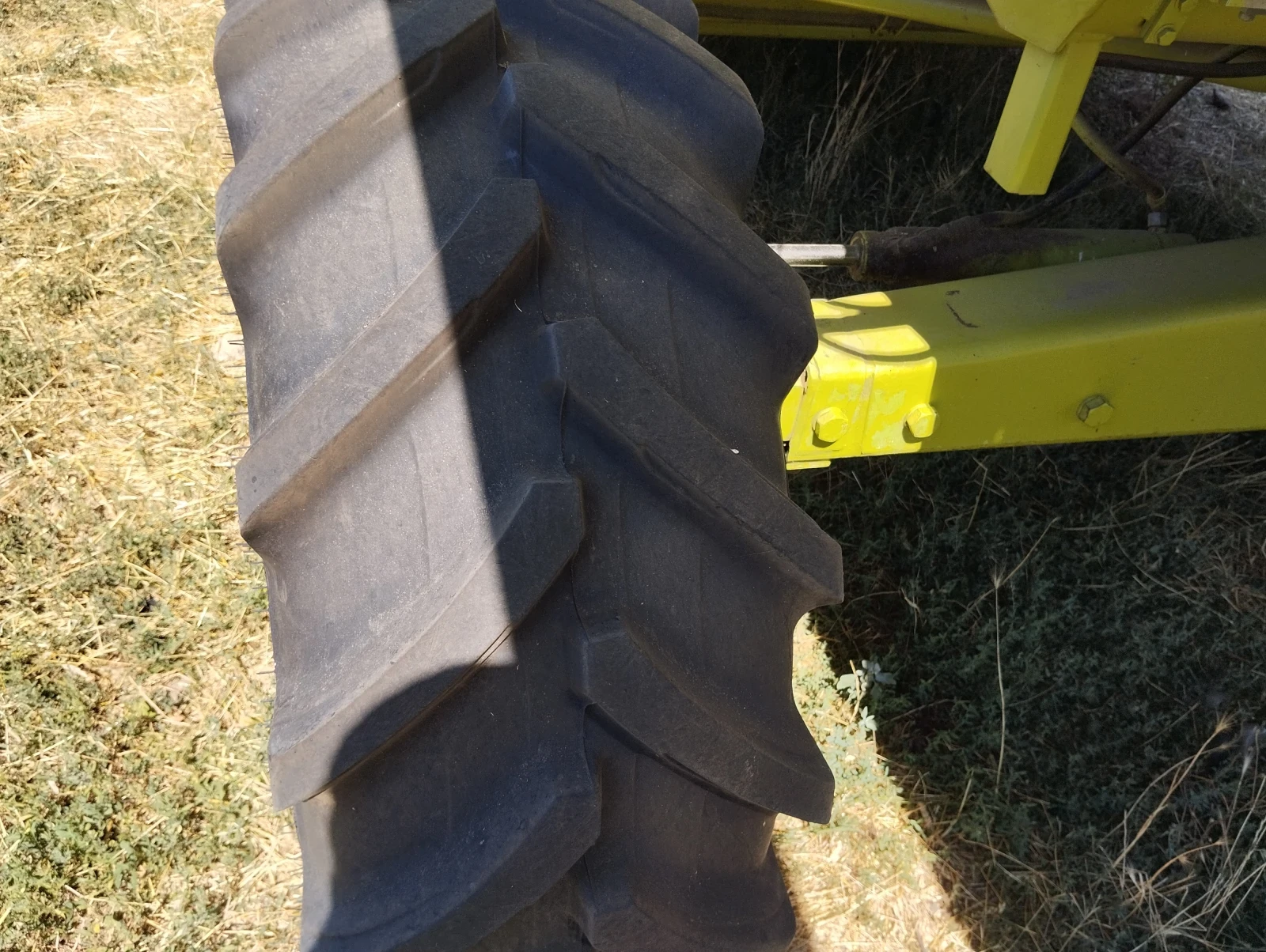 Комбайн Claas 108 SL, снимка 9 - Селскостопанска техника - 55493255