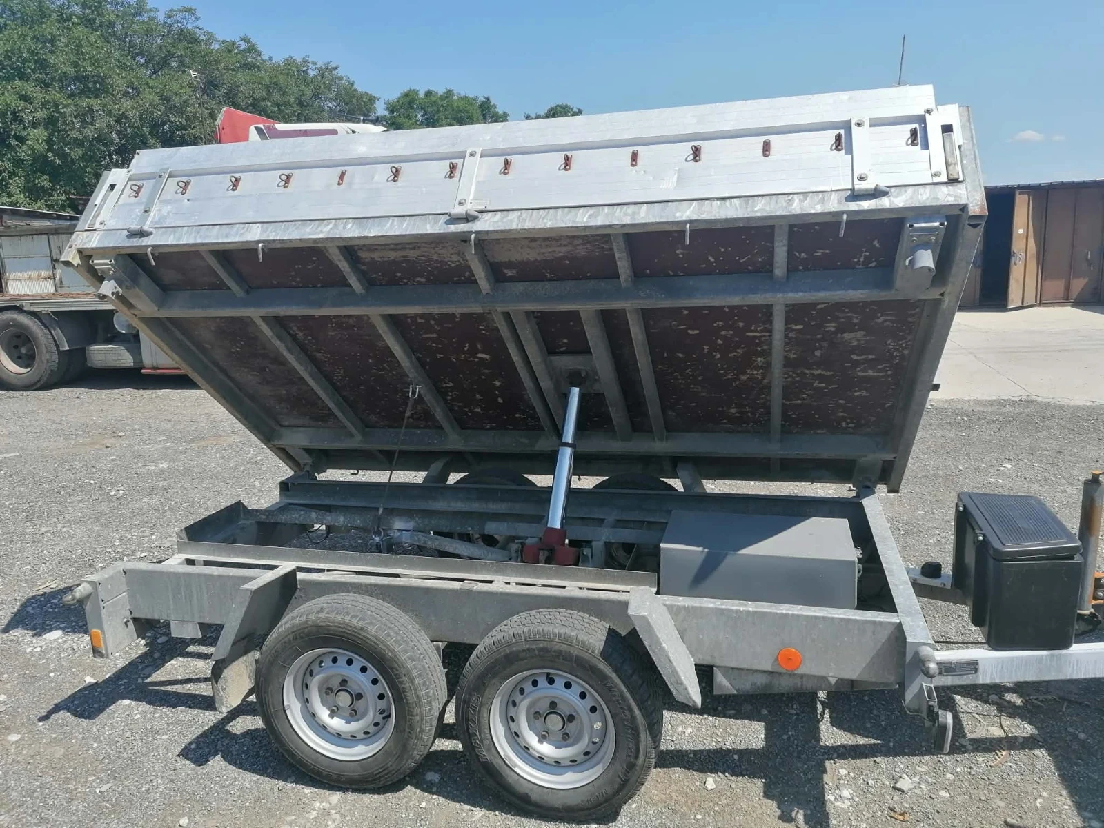 �� ��������� Agados | Mobile.bg � ����������� 1