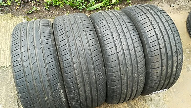 Гуми Летни 205/55R16, снимка 2 - Гуми и джанти - 25086079