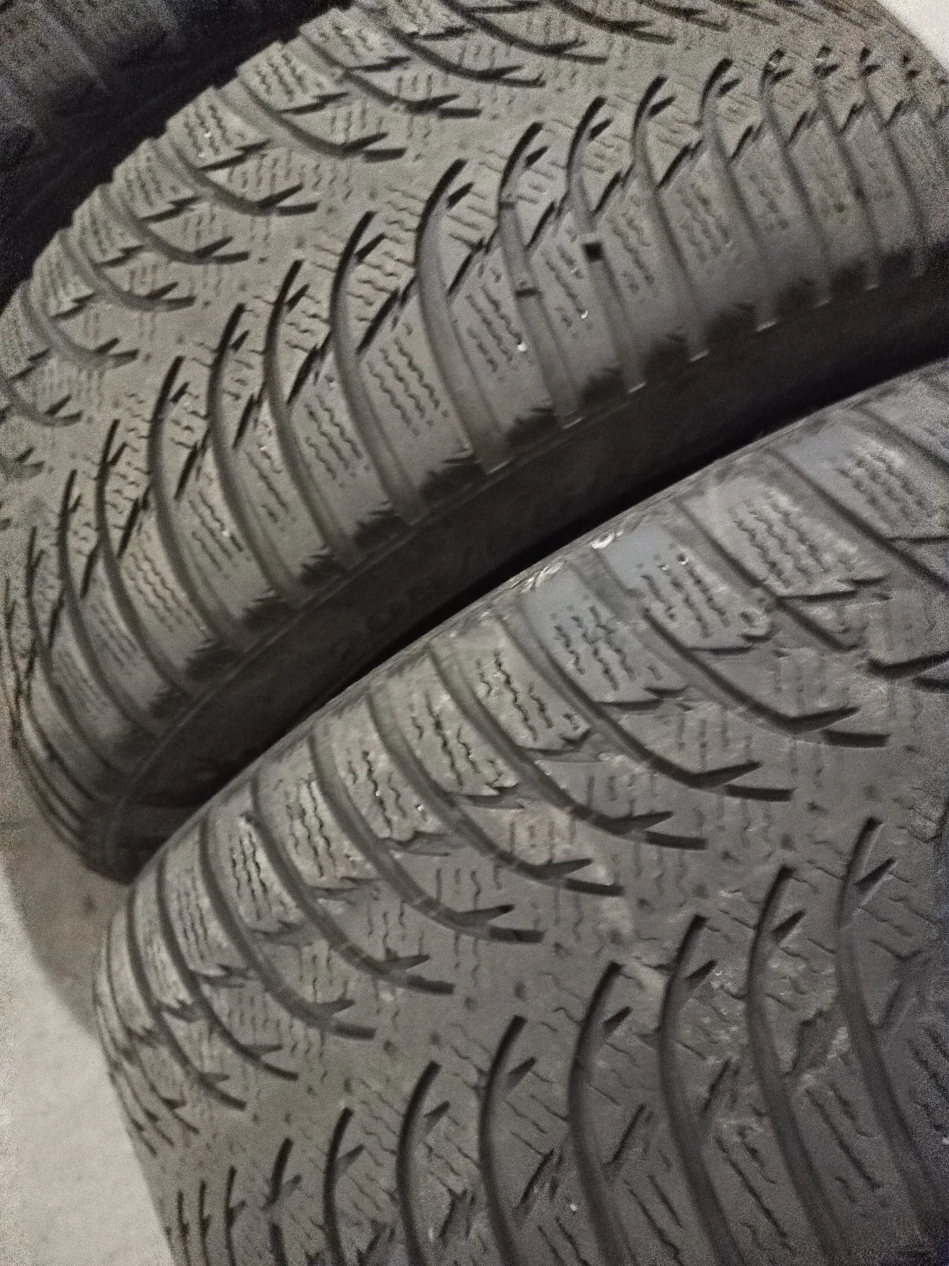    205/55R16  VW Passat | Mobile.bg   3