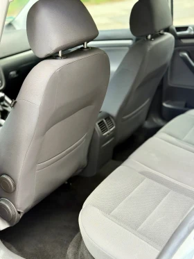 VW Golf 1.9 TDI * Подгрев* * Климатроник* * 2006* - 7399 лв. - 54661050 7