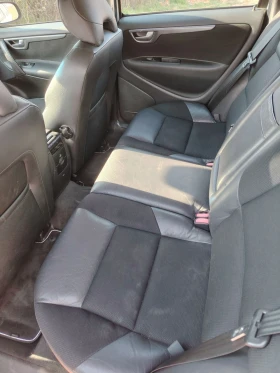 Volvo V70 2.4D 184к.с. - 2500 € / 4889.57 лв. - 14340101 10