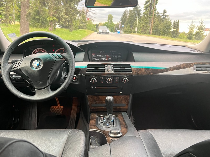 BMW 530 3.0 XD* 4x4* 231hp* НАВИГАЦИЯ* КОЖА* ЛИЗИНГ* , снимка 8 - Автомобили и джипове - 46460281