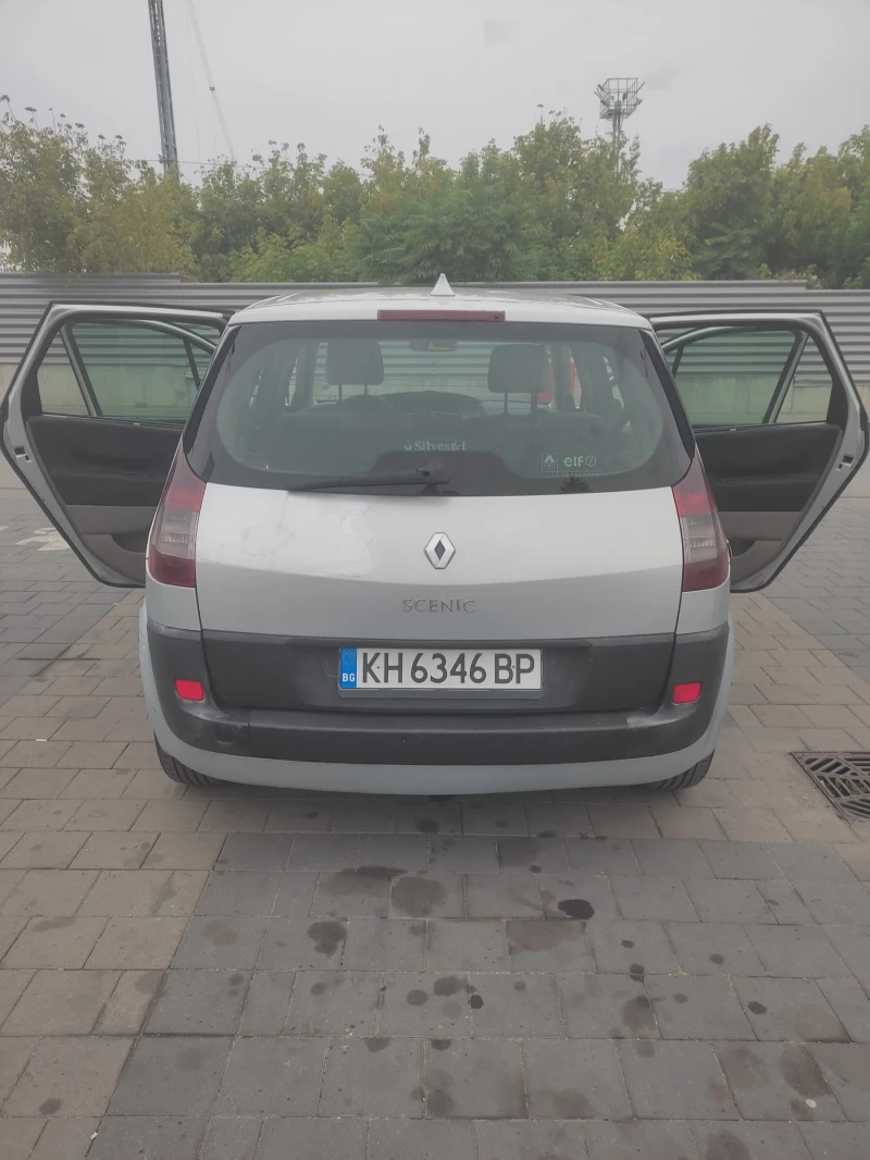 Renault Scenic, снимка 5 - Автомобили и джипове - 47239695