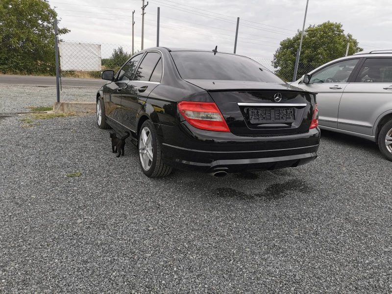 Mercedes-Benz C 180, снимка 4 - Автомобили и джипове - 47697010